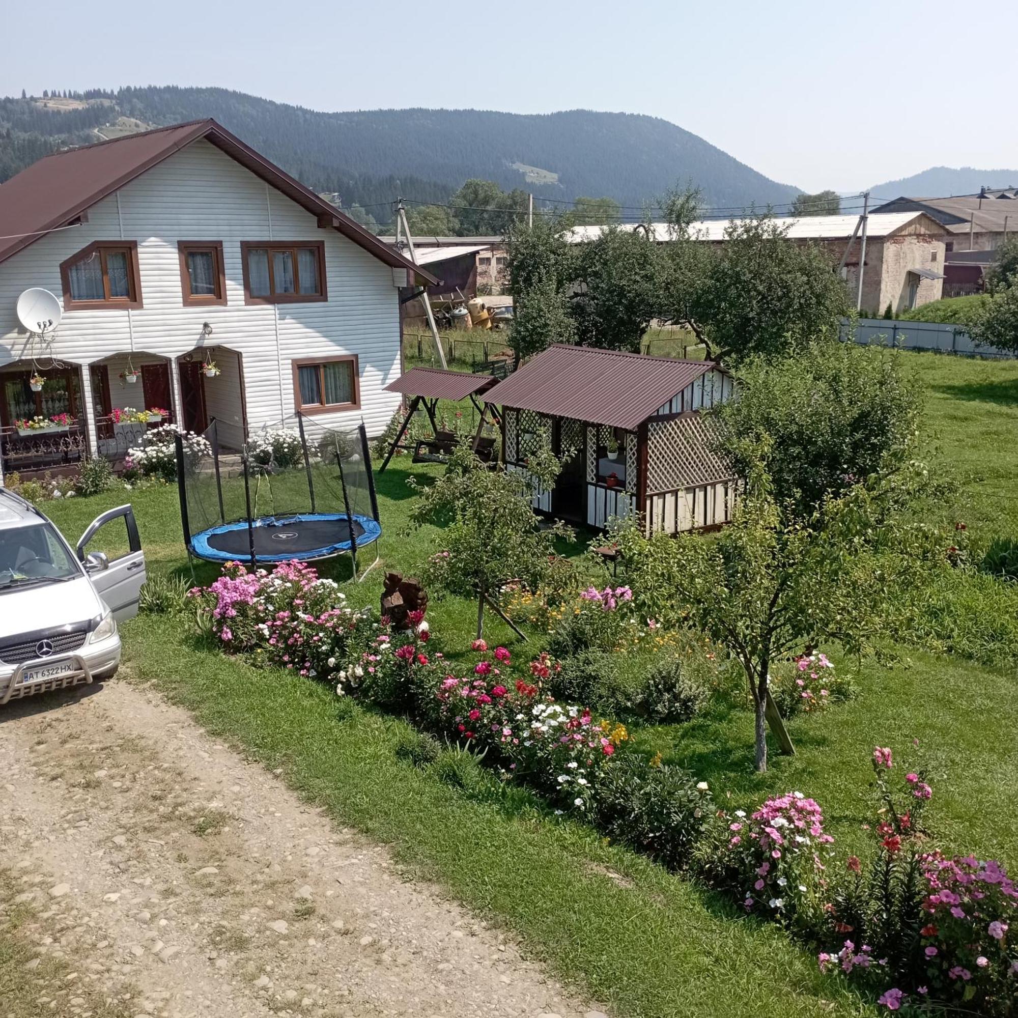 Садиба Файна Гофа Verkhovyna Εξωτερικό φωτογραφία